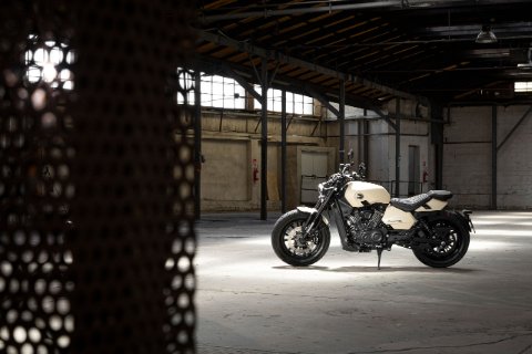 Leoncino bobber 42