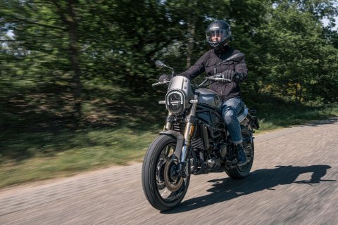 Leoncino 800 Trail 4