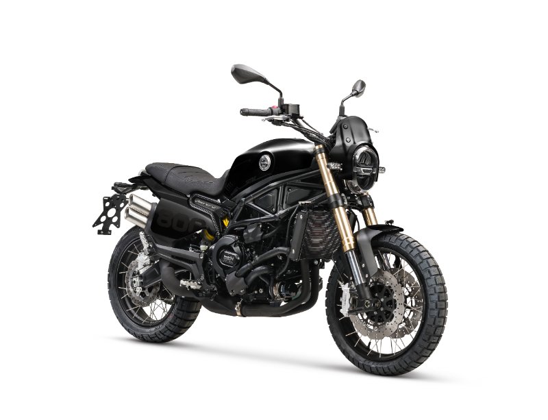 Leoncino 800 Ultra Black Edition 3