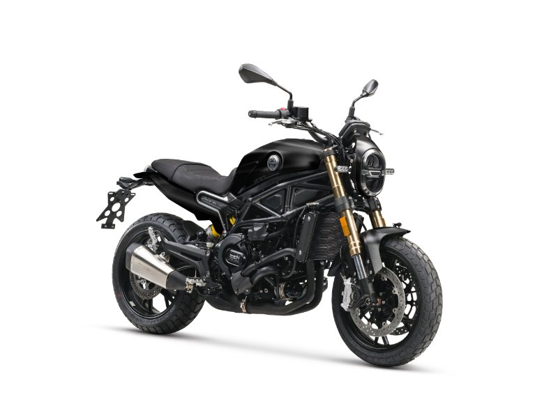 Leoncino 800 Ultra Black Edition 1