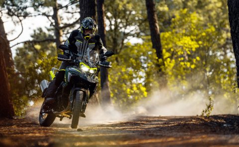 Benelli Leoncino 702 X